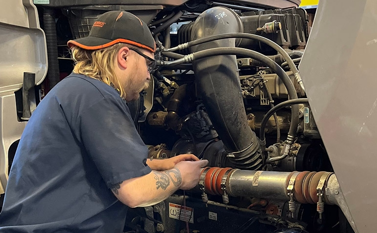 Diesel Engine Mechanic